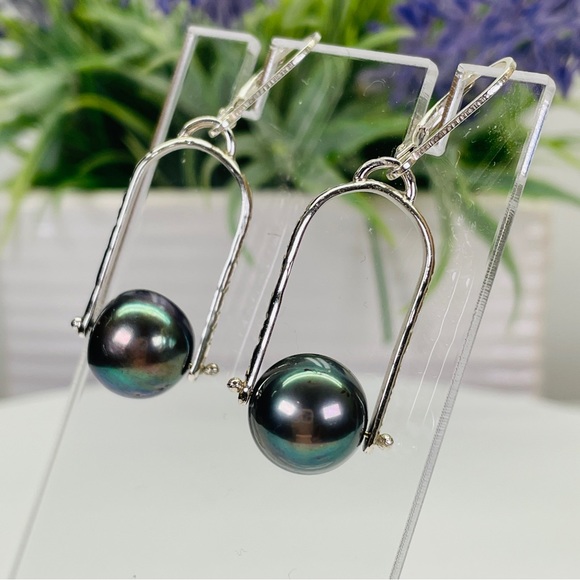 Sterling Silver Peacock Pearl Earrings - Picture 3 of 5
